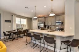 MilanoHouse: Luxury, FullyFenceBYw/BBQ, Near Sac.