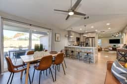 Luxury PALM HOUSE: 3BDw/Pool, Near Galleria Sac.