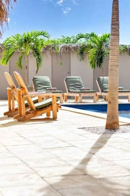 Villa Chica 3 min to Beach, Diving & Restaurants with Pool and private Garden 10 min to Windsurfing & Kitesurfing