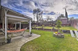 Remodeled 2BR SilverRetreat w/ GardenNear Downtown