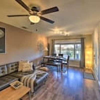 2BD Carmichael Retreat w/BBQ & Pet Garden, Near DT