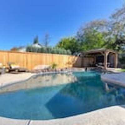 Luxury PALM HOUSE: 3BDw/Pool, Near Galleria Sac.