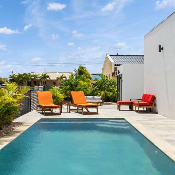 FourVillas N1: PrivateMagnesiumPool & Near Beaches - Image 1