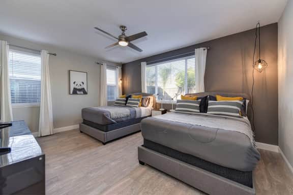 MilanoHouse: Luxury, FullyFenceBYw/BBQ, Near Sac.