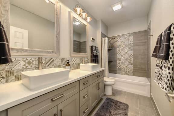 MilanoHouse: Luxury, FullyFenceBYw/BBQ, Near Sac.