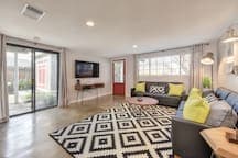 DowntownAlhambra- FullyFenceYardw/BBQ, Walk to All