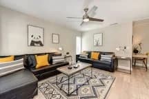 Olive House: A Modern Luxury w/ 3BR Near Downtown