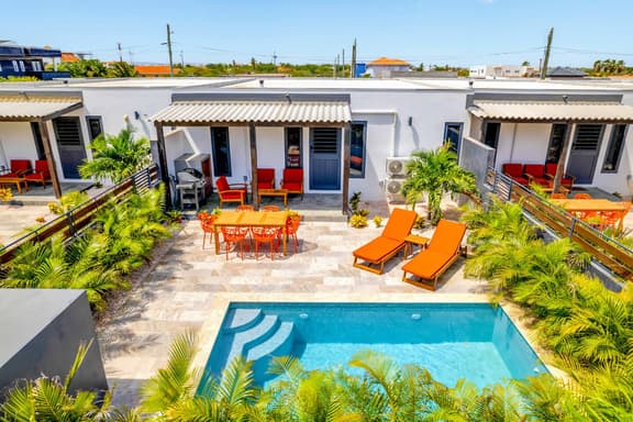 FourVillas N2: PrivateMagnesiumPool & Near Beaches